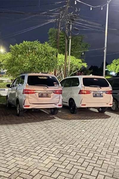 W3
